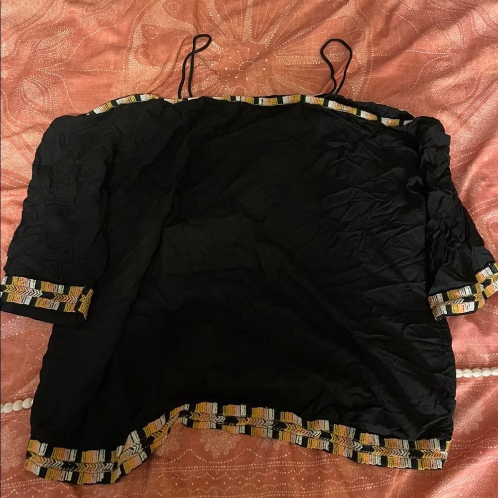 Women’s off the shoulder shirt